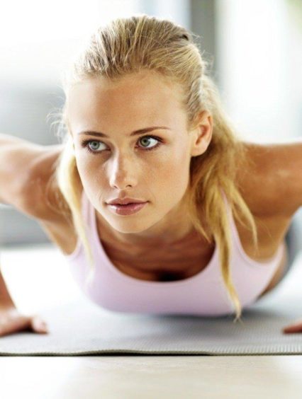 Sau nâng ngực bao lâu thì tập thể dục an toàn?