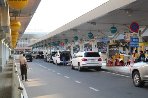 Các bước Đặt Xe 7 Chỗ Sân Bay Tân Sơn Nhất Đi Tỉnh tại Thuê Xe Huy Đạt