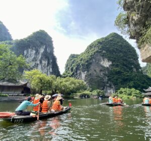 Ở Đâu Để Tận Hưởng Tràng An Một Cách Trọn Vẹn Nhất