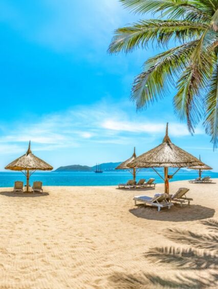 Gợi Ý Địa Điểm Du Lịch Nổi Tiếng Ở Nha Trang Bạn Nên Ghé Thăm