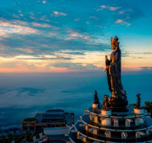 Trải Nghiệm Team Building Kết Hợp Du Lịch Núi Bà Đen 1 Ngày