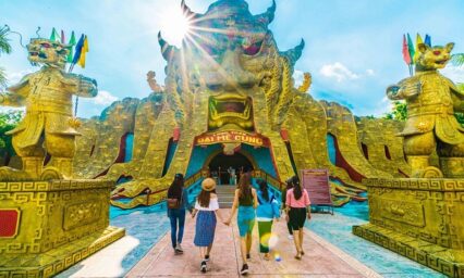 Khám Phá Giá Tour Đại Nam 1 Ngày Có Gì?